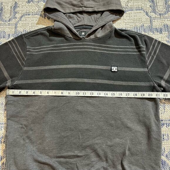 VTG Y2K DC Skateboarding Gray Striped Graphic Hoodie SZ S - Picture 4 of 5